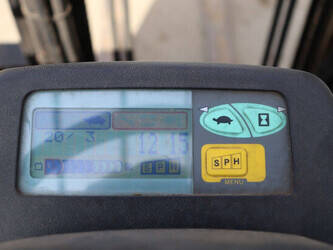 2009-toyota-7fbmf18-1439344-46414071