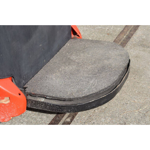 2007 ليندي L12L-46414123