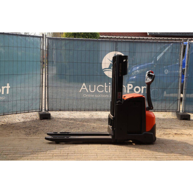 2021 تويوتا SWE 2000-46414137