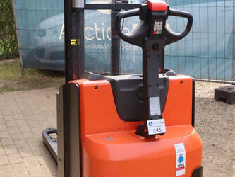 2023-toyota-swe200d-46414161