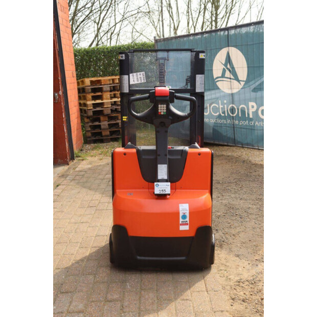 2023 تويوتا SWE200D-46414162