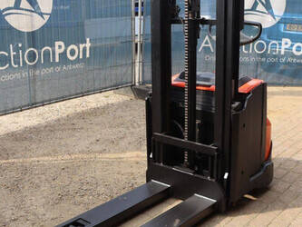 2023-toyota-swe200d-46414166