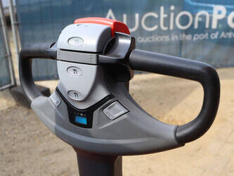 2023-toyota-swe200d-46414171