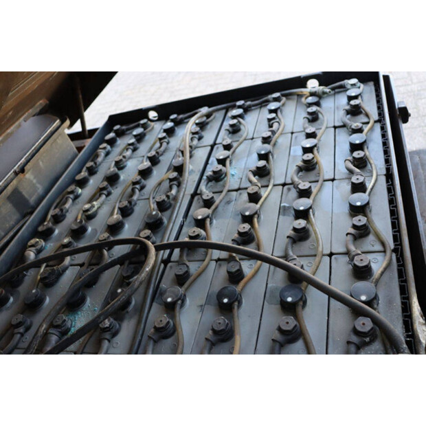 2002 ستيل R60-46414185