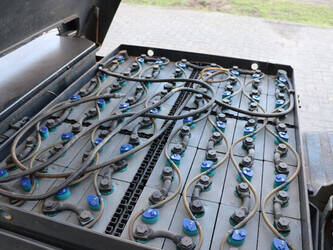 2003-still-r60-30-1439350-46414200