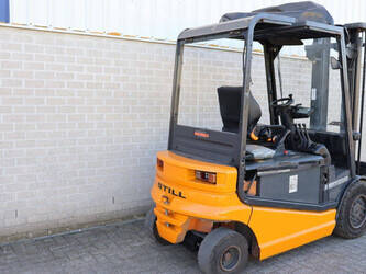 2003-still-r60-35-1439352-46414221