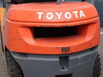 1999-toyota-42-7fgf25-1439354-46414282