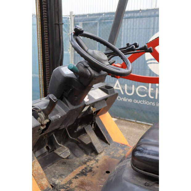 1999 Toyota 42-7FGF25-46414289