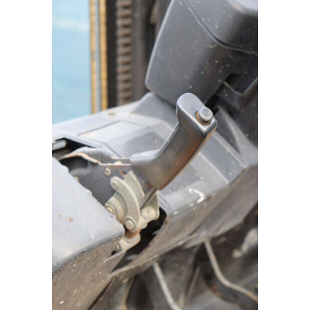 1999 Toyota 42-7FGF25-46414291