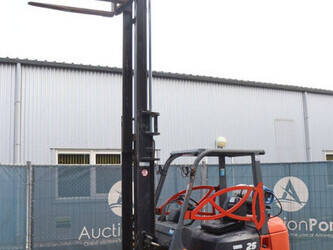 1999-toyota-42-7fgf25-1439354-46414301