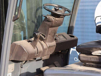 2013-toyota-8fbmt35-1439358-46414395