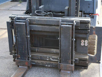 2001-linde-e30-02-1439359-46414422