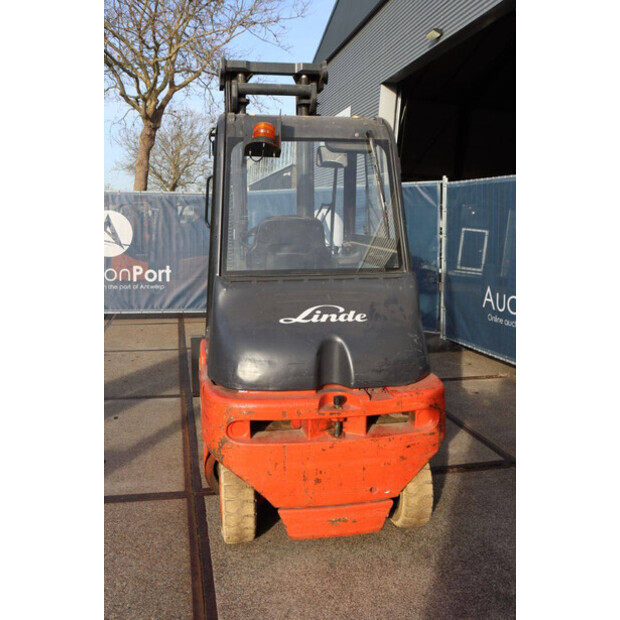 2001 ليندي E30-02-46414429