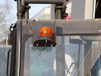 2001-linde-e30-02-1439359-46414432