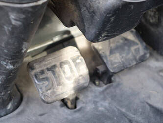 2001-linde-e30-02-1439359-46414438