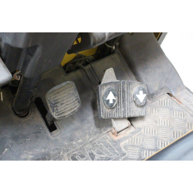 2005 Caterpillar EP20KT-46414758