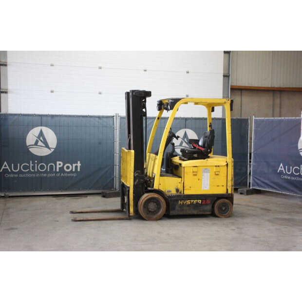 2020 هايستر E2.5XN-46414898