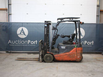 2020-toyota-8fbe18t-46414931