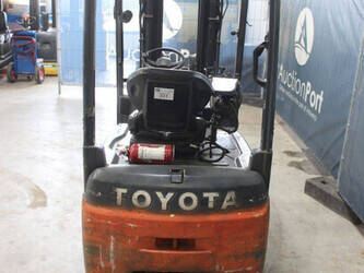 2020-toyota-8fbe18t-46414933