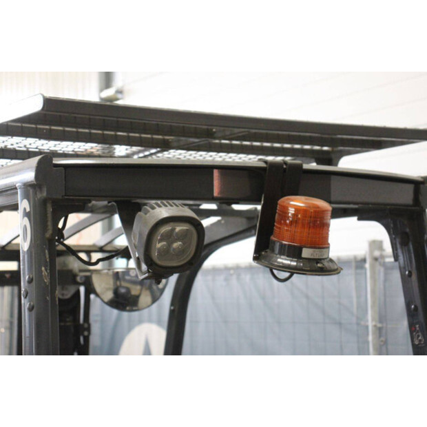 2020 تويوتا 8FBE18T-46414944