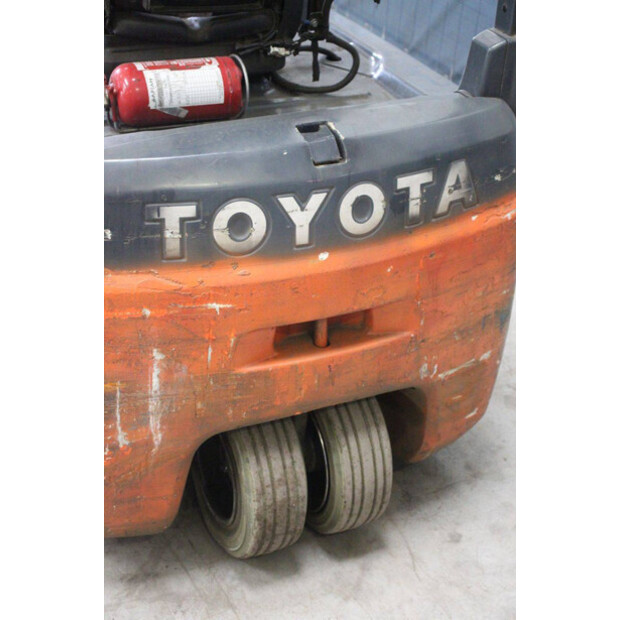 2020 تويوتا 8FBE18T-46414945