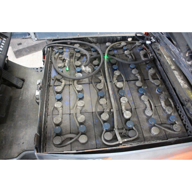 2020 تويوتا 8FBE18T-46414946