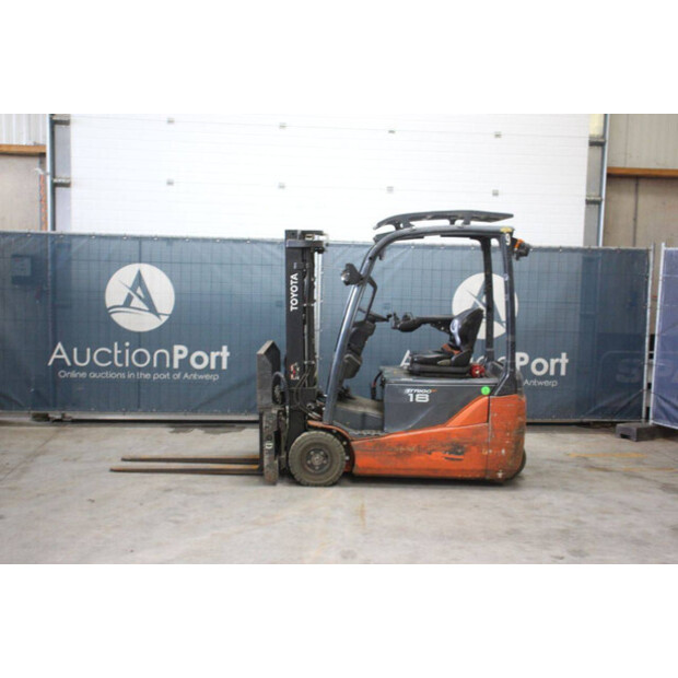 تويوتا Traigo 18-46414992