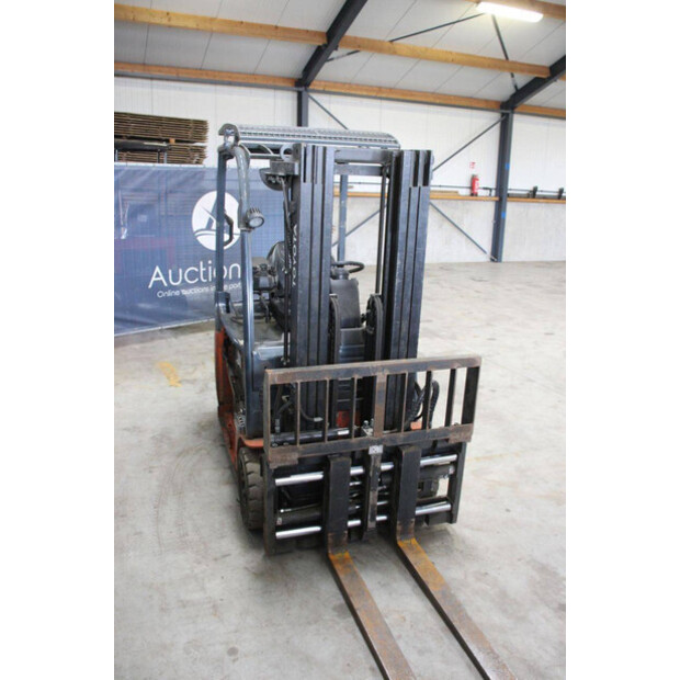 تويوتا Traigo 18-46414996