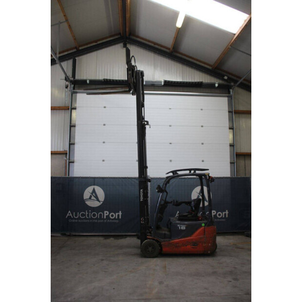 تويوتا Traigo 18-46415016