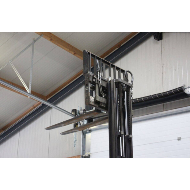 تويوتا Traigo 18-46415018