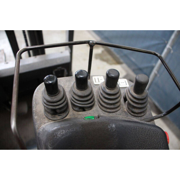 2005 Toyota 7FBEF15-46415042