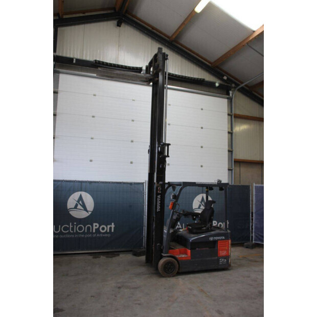 2005 Toyota 7FBEF15-46415045