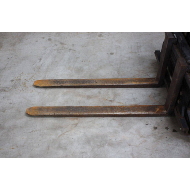 1999 Hyster H2.50XM-46415175