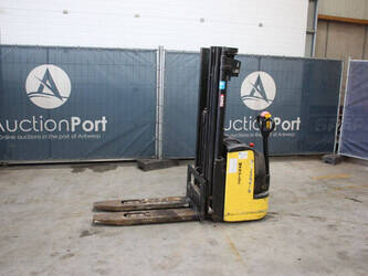 Image de EMPILEUR POUR PALETTES 2008 Komatsu MWS20 1R À vendre à Belgique