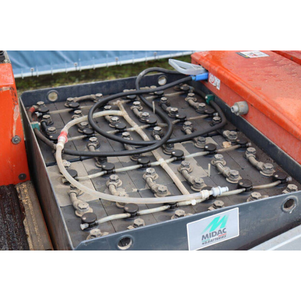 2006 بي تي C3E160-46415305