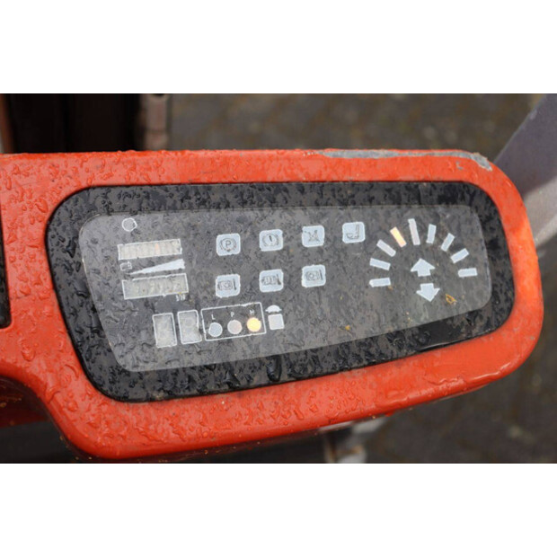 2006 بي تي C3E160-46415315