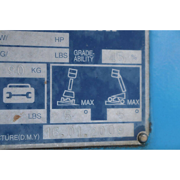 2009 Aichi SP12C-46415447