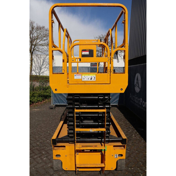 2024 JD 140XEN-46415595