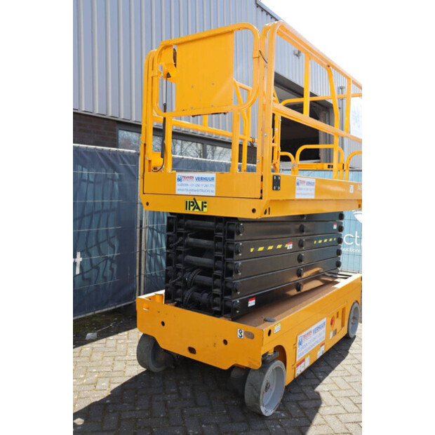 2024 JD 140XEN-46415600