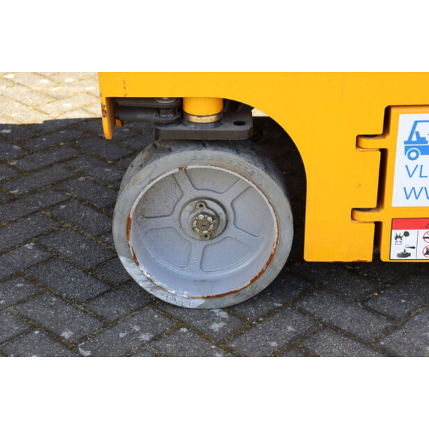 2024 JD 140XEN-46415601