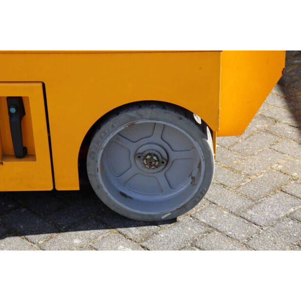 2024 JD 140XEN-46415602