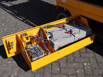 2024-jd-140xen-1439400-46415604