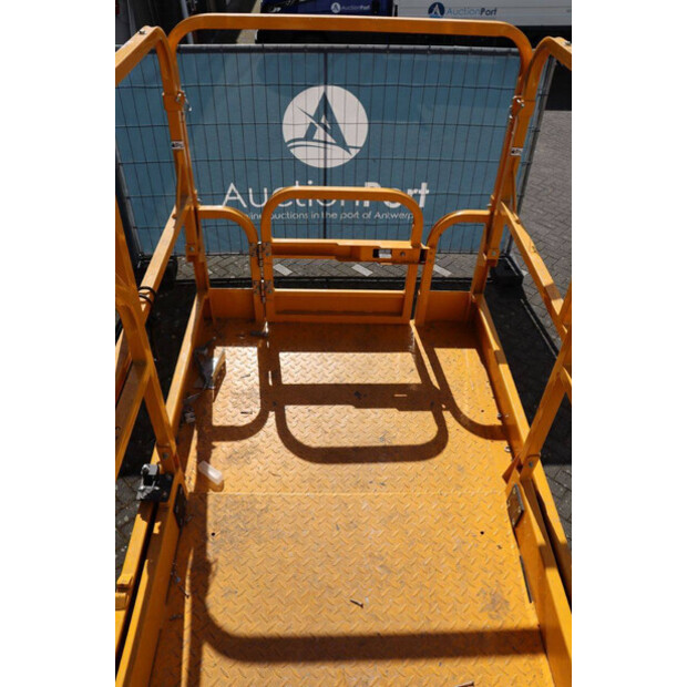 2024 JD 140XEN-46415611