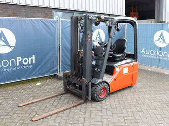 2011-linde-e16-01-1439401-46415627