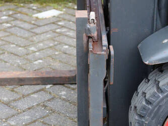 2011-linde-e16-01-1439401-46415628