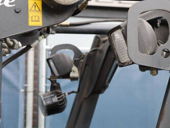 2011-linde-e16-01-1439401-46415632