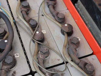 2011-linde-e16-01-1439401-46415641