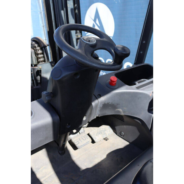 2012 ليندي E30L-01-46415845