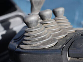 2012-linde-e30l-01-1439406-46415849