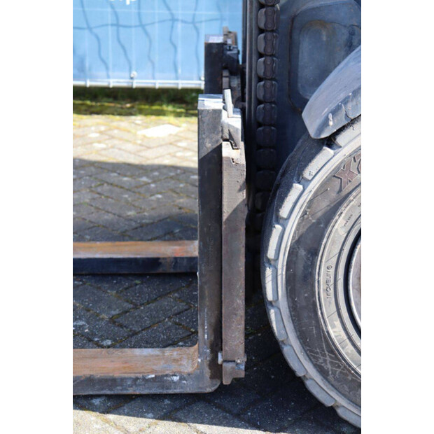 2016 ليندي H45D-02-46415870